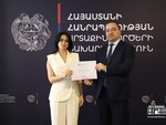 «Միջազգային հարաբերություններ և դիվանագիտություն» 2024-25թթ. դասընթացի շրջանավարտներին ավարտական վկայականների հանձնման արարողություն